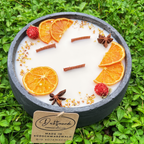 Handbesetze XXL Outdoor Citronella-Betonkerze Black Edition „Big Black - Mugge Schreck“ – Mit drei Holdochten - Handgemachter Insektenschutz aus dem Südschwarzwald mit Blütenverzierung - Garten-On.de