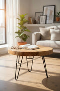 Holz Couchtisch – Beistelltisch Kaffeetisch – Mit drei Metallbeinen – Rund aus Teakholz – 60x60x43 cm - Garten-On.de