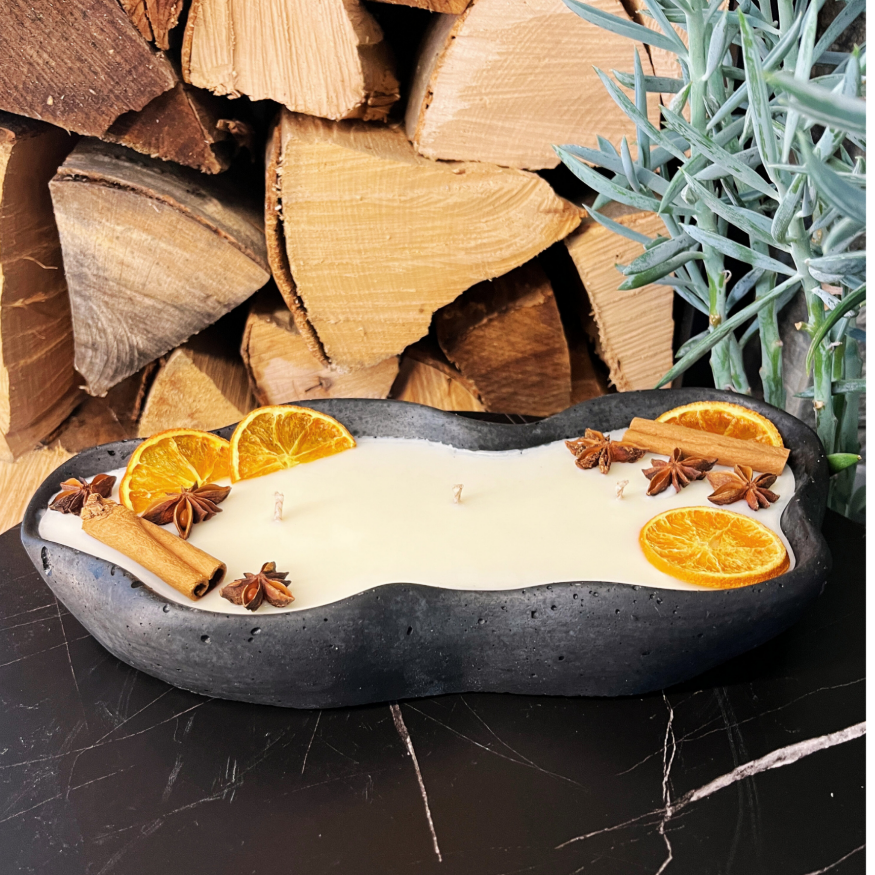 Handgemachte Betonduftkerze "Wave: Grey or Black" Bio Sojawachs mit Vanilla Toffee Duft - Betondekoration - Betonaccessoires oder Betondeko für Zuhause - Garten-On.de