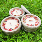 Outdoor Citronella-Betonkerzenset  „Grey - Mugge Schreck“ – Handgemachter Insektenschutz aus dem Südschwarzwald mit Blütenverzierung  3x Betonkerzen im Set - Garten-On.de