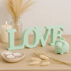 LOVE Schriftzug – Handgefertigte Deko in Wunschfarbe - Garten-On.de