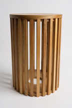 Teakholz-Beistelltisch - Holzhocker Couchtisch - Handgefertigt aus Massivholz – Holzleisten Rund - 50x30x30 cm - Garten-On.de