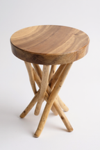 Holz Beistelltisch – Holzhocker Couchtisch – Handgefertigt – Verzweigt aus Suar- und Teakholz – 50x28x28 cm - Garten-On.de