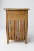 Holz Nachtkommode – Beistelltisch Nachttisch Nachtschrank – Vintage-Look aus massiven Teakholz - 50x40x30 cm - Garten-On.de