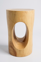 Holz Beistelltisch - Holzhocker Blumenhocker Hocker - Handgefertigt - Rund mit O-Ausschnitt Saman-Holz - 50x30x30 cm - Garten-On.de