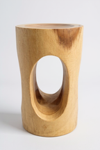 Holz Beistelltisch - Holzhocker Blumenhocker Hocker - Handgefertigt - Rund mit O-Ausschnitt Saman-Holz - 50x30x30 cm - Garten-On.de