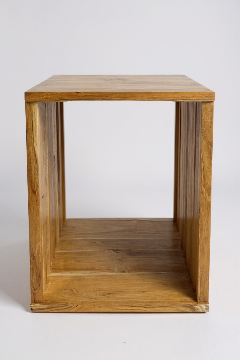 Teakholz-Beistelltisch - Holzhocker Couchtisch - Handgefertigt aus Massivholz – Holzleisten Würfel - 45x35x40 cm - Garten-On.de