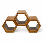 Holz Weinregal – Weinhalter Flaschenhalter - Küche Wohnzimmer Bar - Dekorative Honigwabenform – Aus Teakholz für 3 Flaschen – 18x34x18 cm - Garten-On.de