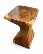 Holzhocker - Edler Beistelltisch Holz - Holz Hocker - Handgefertigter Beistelltisch aus Holz - 50x28x28cm - Garten-On.de