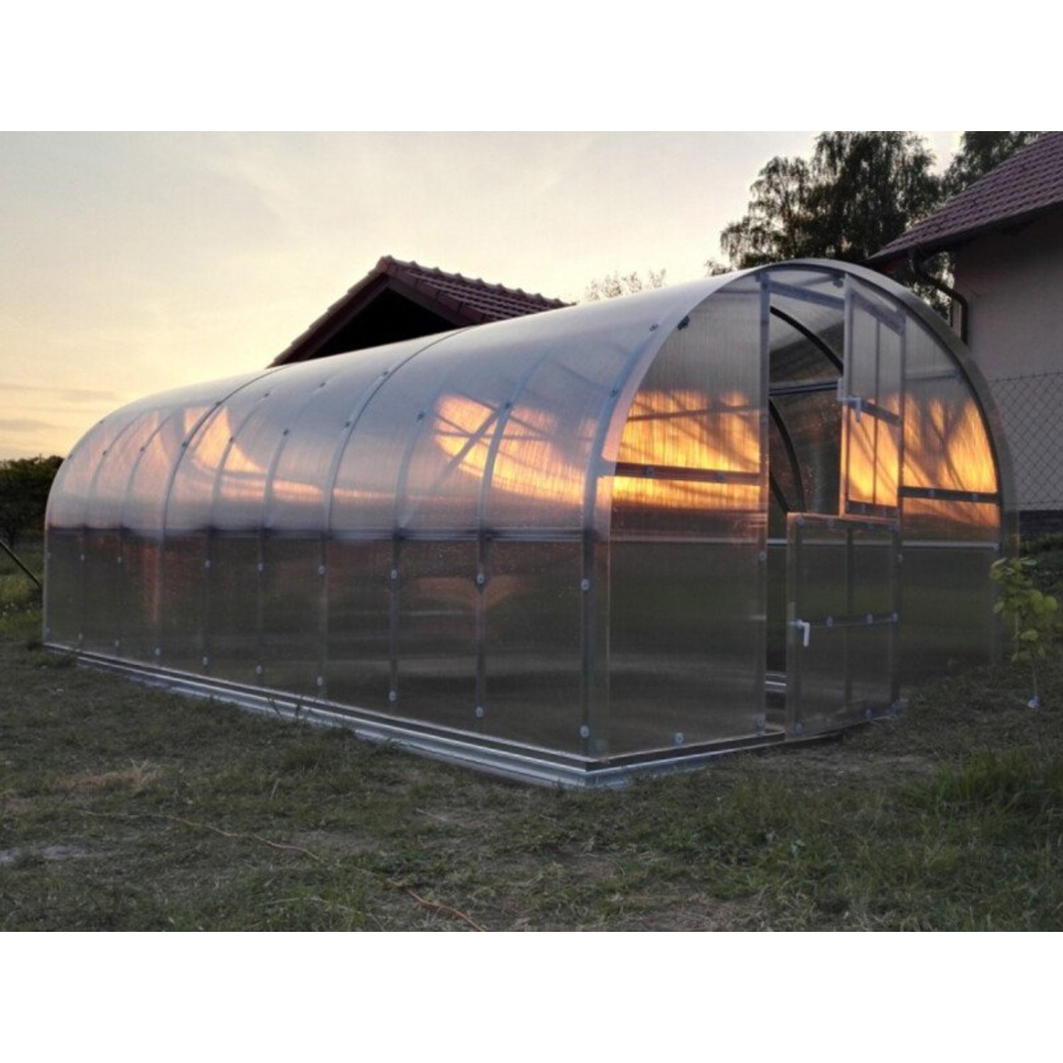 Gewächshaus KLASIKA 3 x 6 m, 18 m², verzinkter Stahlrahmen, 1 Drehtür mit Fenster Hohlkammerplatten 6 mm