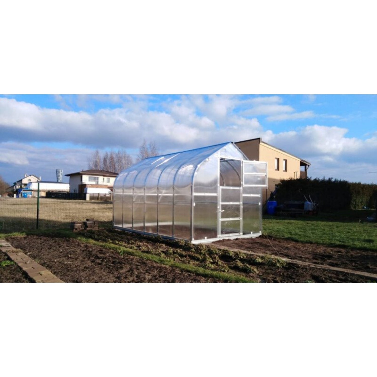 Gewächshaus KLASIKA STANDART 2,5 x 4m, 10 m², verzinkter Stahlrahmen, 1 Drehtür, 3  Fenster Hohlkammerplatten 4 mm