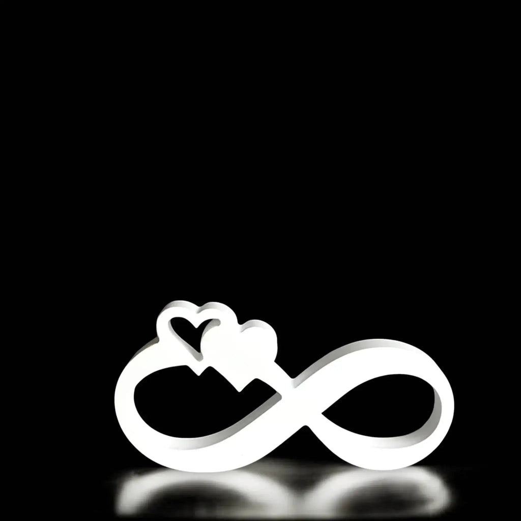 Infinity-Deko mit Herz – Symbol unendlicher Liebe im modernen Design - Garten-On.de