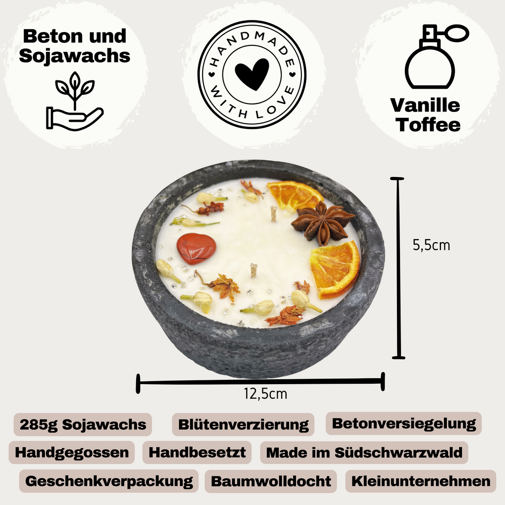 Handgemachtes Betonkerzen-Set 4x Schwarz "Black Cinnamon" - Stilvolle Sojawachskerze für Ihr Zuhause. Aromatherapie Kerze mit Blütenverzierung und HOCHWERTIGEM Baumwolldocht aus dem Südschwarzwald - Garten-On.de